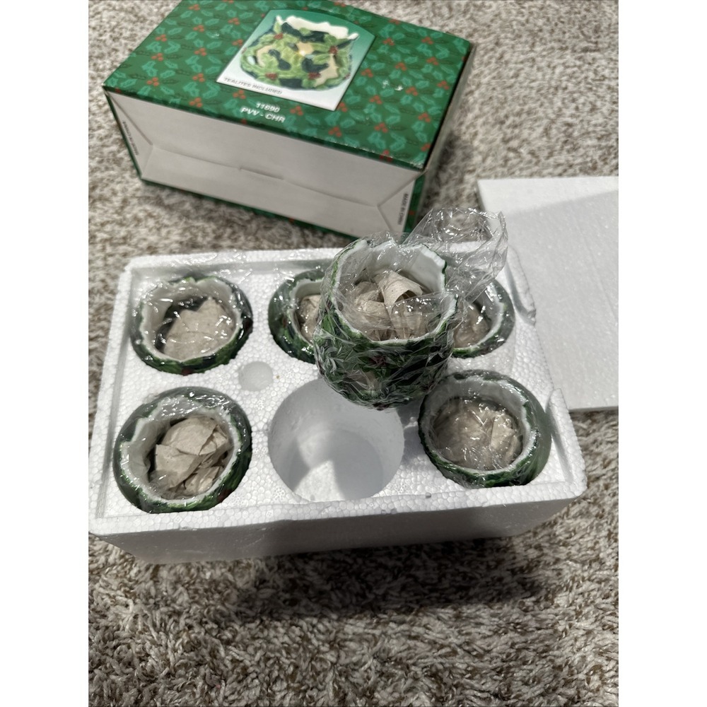 Set‎ Of 6 Porcelain Christmas Votive Holders Tealites Included Item PVV-CHR